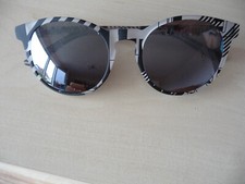 ! NEU ! Sonnen Brille Puma PU0164S 006 53-20 Schwarz/ transparent