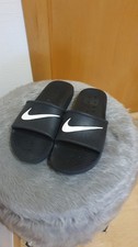 Nike Badelatschen Herren Slipper Gr. 43 Schwarz