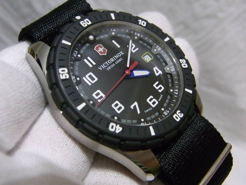 Victorinox swiss army - victorinox,