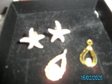 Kleines Set Ohrringe