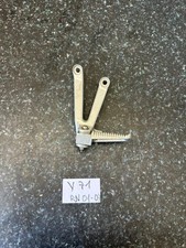 Yamaha R1 RN01 98-99 Fußraste Fußrastenanlage Hinten Links Fussraste Sozius