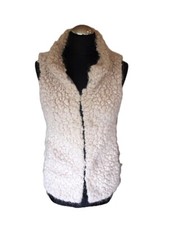 Marc Cain Weste Fake Fur kuschelig N2 Gr. 36 Natur Verschluss Pelzhaken