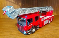Modell Truck Scania T420 124 G DC Maßstab 1:32