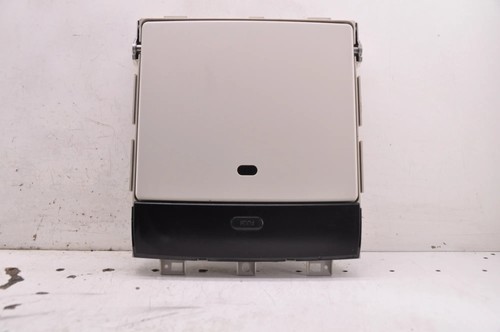 Chrysler town country rear - v,