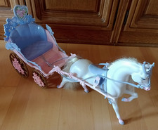 Mattel 2006/07 Barbie Dornröschen Kutsche m. königl Pferd Royal Horse f. Sammler