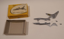 Busch Plastic  - Serie B 1303 Düsenjäger Super Sabre F 100 C  - 1 : 175  -OVP