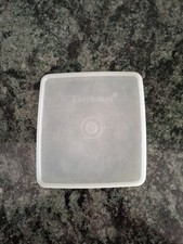 Tupperware "671