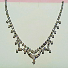 251 - Art Deco Collier