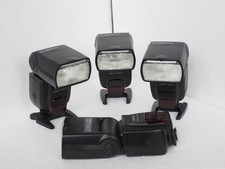 3 + 1 Yongnuo Speedlite YN-560II Blitzgeräte