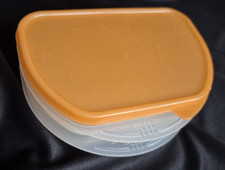 Tupperware Box mit 2 Etagen