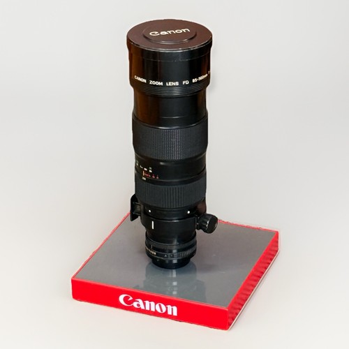 Canon zoom lens 300mm 1 - fd,