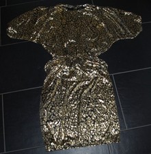 zweiteiliges goldfarbenes