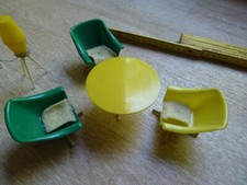 P3 / Vintage Puppenmöbel Sitzgruppe Tisch + Stehlampe / DDR /