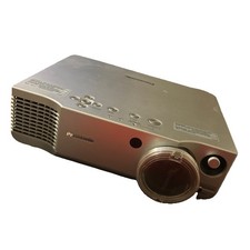 Working Panasonic PT-AE900U