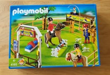 Playmobil 4185 Springplatz Tribüne, 2 Pferde, Tor, Zäune, Hindernisse, Baum