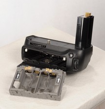 NIKON MB-D80 Zusatz-Batteriegriff Akkugriff incl. MS-D200 Batterieeinsatz top!