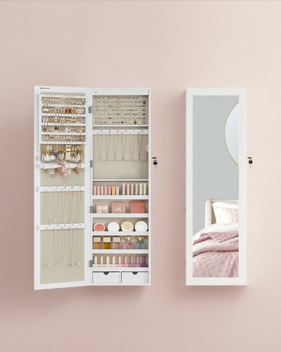 Schmuckschrank hängend