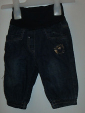 Blaue Jeans mit Innenfutter und breitem Bund und kleinem Stickbild Gr. 68