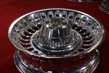 TeamAPT Hochglanzverdichten -von Motorrad- Aluminiumfelgen polieren --