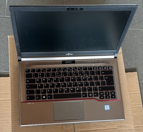 Fujitsu lifebook e746 - fujitsu,