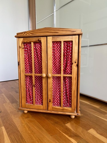 Puppen schrank aus - aus, echtholz
