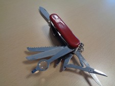 WENGER Delemont 16-teilig Taschenmesser sehr guter Zustand nun Victorinox 85 mm
