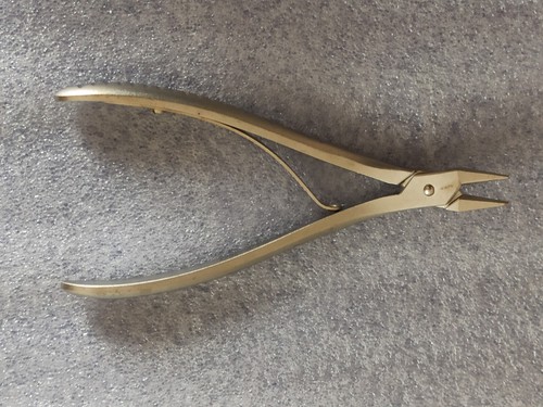 Synthes 347 901 flachzange - synthes,