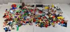 B10/ Kunststoff Figuren Konv. + Einzelteile - Playmobil + Lego + Ü-Ei ,1685 Gr.