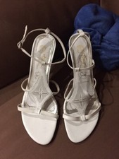 Toscana Damen spanische Leder High Heels Gr. 40 weiß Brautschuhe