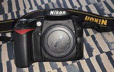 Nikon D90 , Gehäuse, Defekt  ;2 Nikon Akkus, Ladegerät, Handbuch, Orig. Verp. 