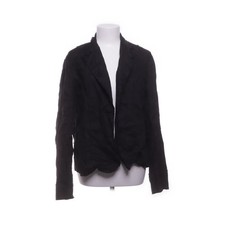 Carolin Vanity, Strickjacke