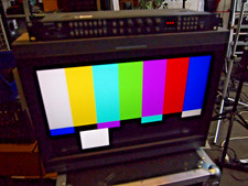 Sony PVM-L2300 LCD Broadcast Video Monitor 23" mit BKM-16R Monitor Steuergerät