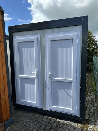 Sanitärcontainer mit