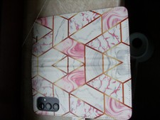 Handyhülle (Samsung), aufklappbar mit Steckfächern, gemustert, wie neu