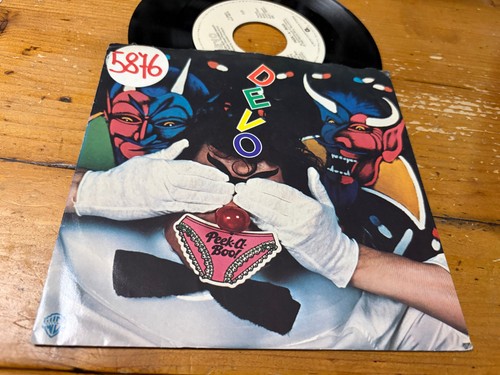 1982 devo peek a - 7",