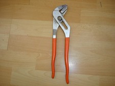 Armaturenzange  mit glatten Backen verstellbar bis 50mm Maulweite