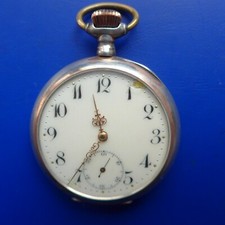 HERREN TASCHENUHR