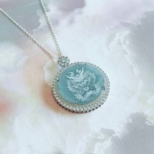 Zertifizierte grüne Jade &