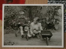 Photo 1961 boys scooter
