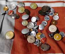 Konvolut: Metallknöpfe, Uniformknöpfe, Trachtenknöpfe, gold- und silber farbig