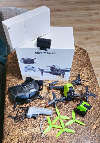 Dji fpv combo quadrocopter - fpv,