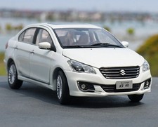 SUZUKI Alivio Modellauto 1:18