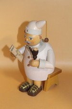 Schlafmütze auf Hocker