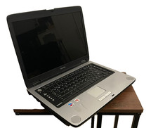 22. Toshiba Satellite M40X-295 Notebook Laptop Defekt Ersatzteile Bastler