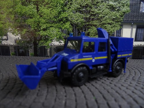 Roco unimog thw doppelkabine - thw,