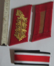 Kragenspiegel gestickt