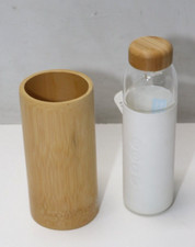 SOMA Free Glass Water Bottle with Silicone Sleeve, White Wasserflasche aus Glas