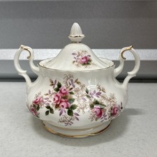 Royal Albert - LAVENDER ROSE
