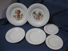 Hutschenreuther Scala weiß 2 Kuchenteller, 2 Untertasse + 2 Weihnachtsteller