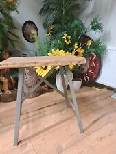 ALTER WERKSTATTHOCKER  MASSIV